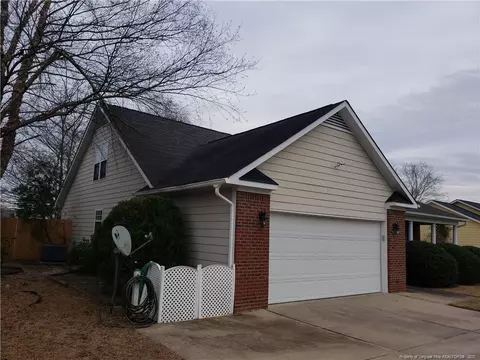 112 Kipling Dr, Raeford, NC 28376 photo 3