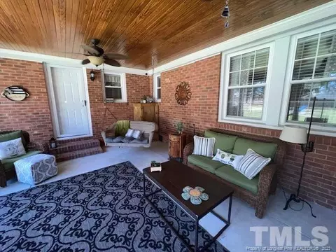 406 Old Post Rd, Erwin, NC 28339 photo 18
