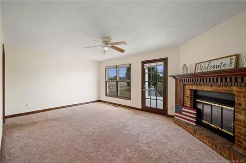 103 Crestview Dr, Dunn, NC 28334 photo 12