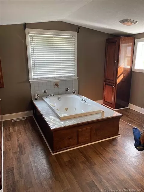 92 Jacks Dr, Maxton, NC 28364 photo 9