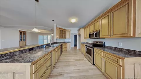62 Gatewest Dr, Bunnlevel, NC 28323 photo 2