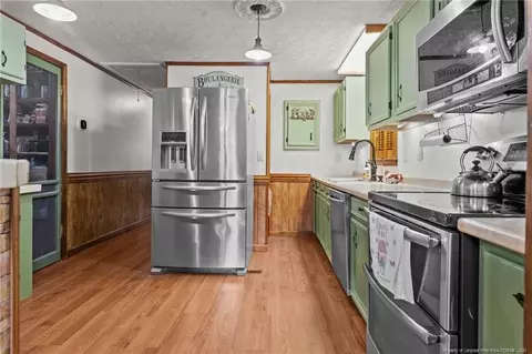 304 Smith St, Vass, NC 28394 photo 7
