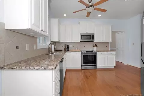 94 Pine Hawk Dr, Spring Lake, NC 28390 photo 17