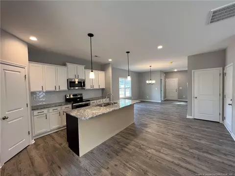 331 E Seventh St, Raeford, NC 28376 photo 3