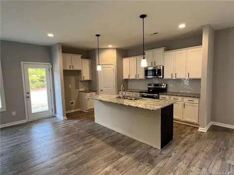 331 E Seventh St, Raeford, NC 28376 photo 5