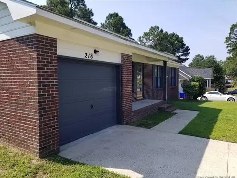 218 Eppingdale Dr, Spring Lake, NC 28390 photo 2