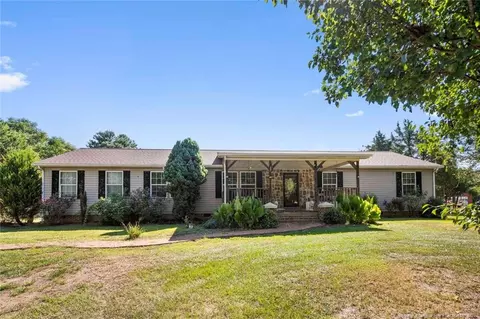 113 Circle Seven Dr, Middlesex, NC 27557 photo 1