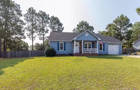 242 Eppingdale Dr, Spring Lake, NC 28390 photo 2