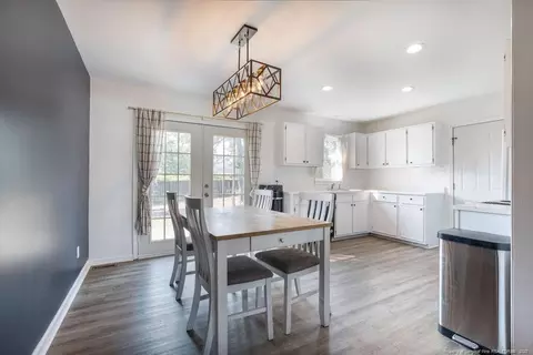 242 Eppingdale Dr, Spring Lake, NC 28390 photo 9