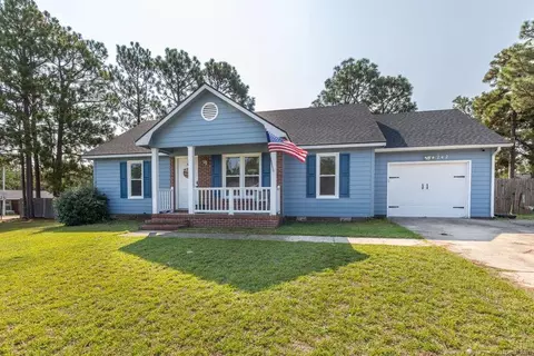 242 Eppingdale Dr, Spring Lake, NC 28390 photo 3