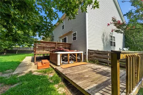 166 Edgecombe Dr, Spring Lake, NC 28390 photo 12