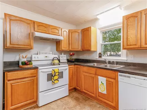337 Hillandale St NE, Concord, NC 28025 photo 9