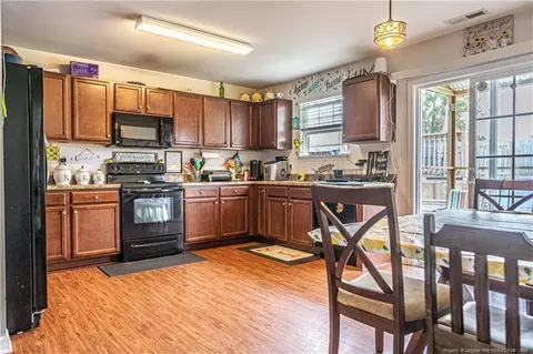 103 Botanical Ct, Bunnlevel, NC 28323 photo 7