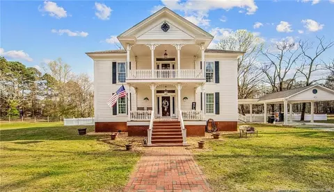 1844 Horseshoe Bend Rd, Erwin, NC 28339 photo 1