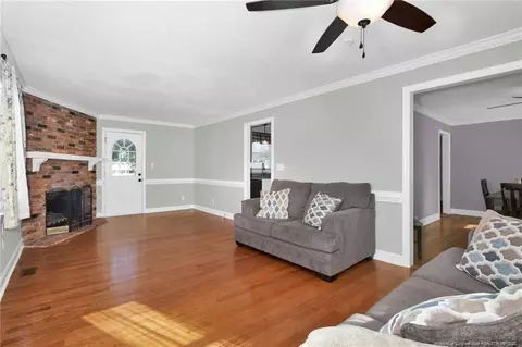 204 E C St, Erwin, NC 28339 photo 5