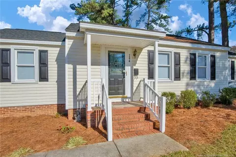 204 E C St, Erwin, NC 28339 photo 3