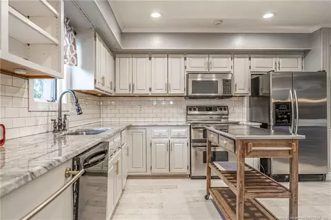 1075 Burning Tree Rd, Pinehurst, NC 28374 photo 8