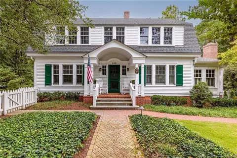 205 Cherokee Rd, Pinehurst, NC 28374 photo 1