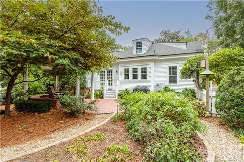 205 Cherokee Rd, Pinehurst, NC 28374 photo 4