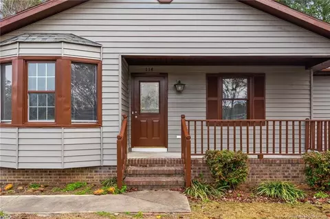 114 Eulon Loop, Raeford, NC 28376 photo 4