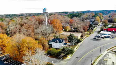 200 E Salisbury St, Robbins, NC 27325 photo 3