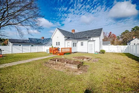 309 W K St, Erwin, NC 28339 photo 8