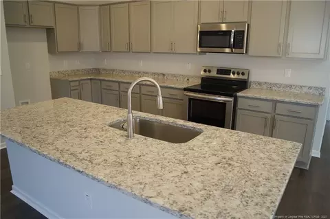 84 Nectar Ln, Bunnlevel, NC 28323 photo 3