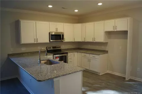 105 Nectar Ln, Bunnlevel, NC 28323 photo 5