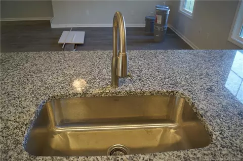 105 Nectar Ln, Bunnlevel, NC 28323 photo 10