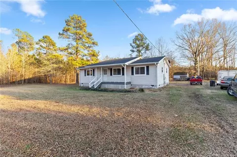 6028 River Rd, Wade, NC 28395 photo 3
