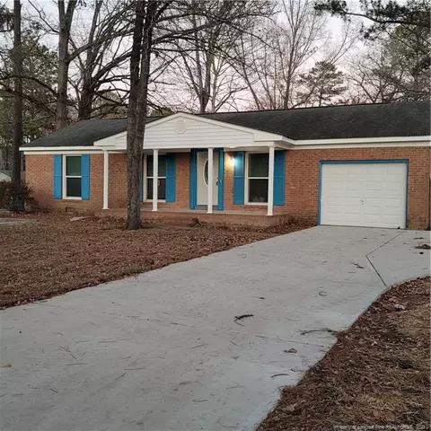 3218 Brinkley Dr, Spring Lake, NC 28390