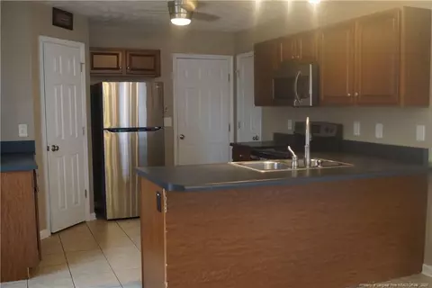 94 Gloucester Ct, Cameron, NC 28326 photo 5