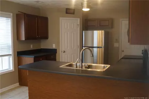 94 Gloucester Ct, Cameron, NC 28326 photo 3