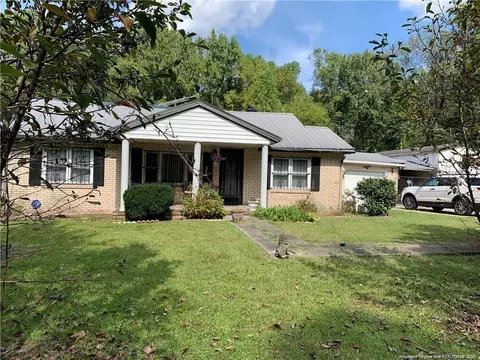 229 Chapel Hill Rd, Spring Lake, NC 28390