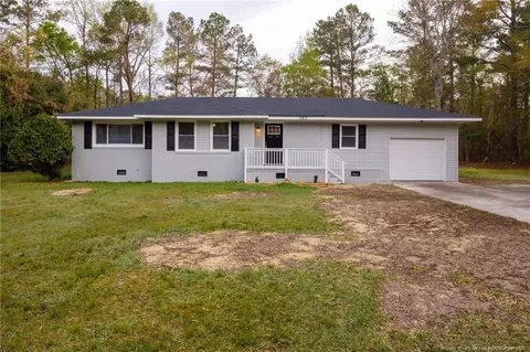 283 King Tuck Rd, Saint Pauls, NC 28384