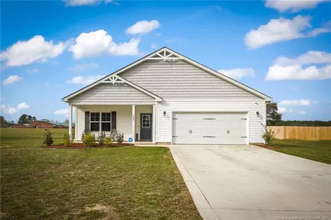 503 Laurel Lake Rd, Salemburg, NC 28385