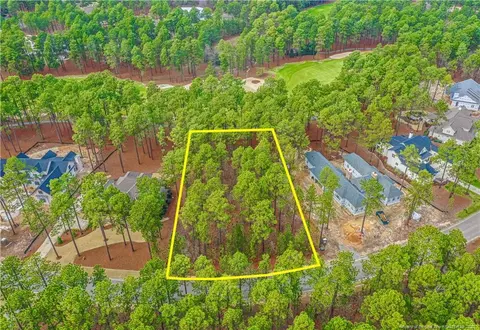 126 Chesterfield Dr, Pinehurst, NC 28374 photo 3