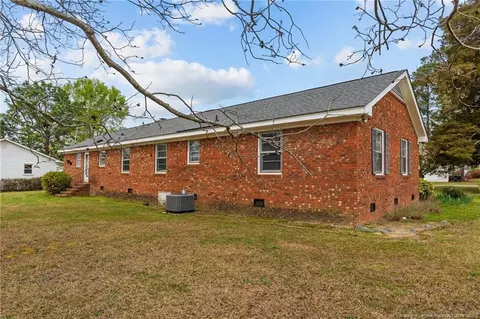 204 E South St, Coats, NC 27521 photo 10