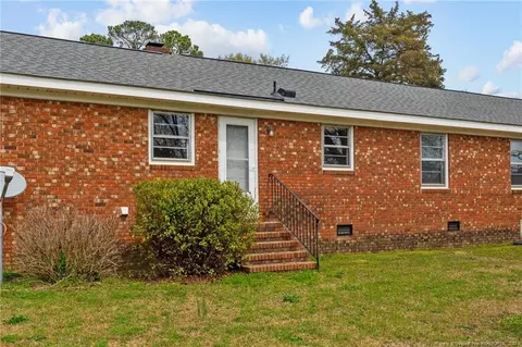 204 E South St, Coats, NC 27521 photo 8
