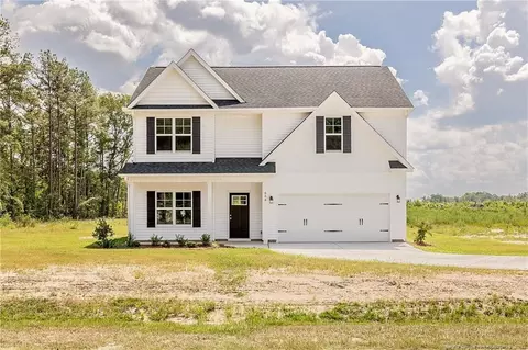 668 Carolina Church Rd, Saint Pauls, NC 28384