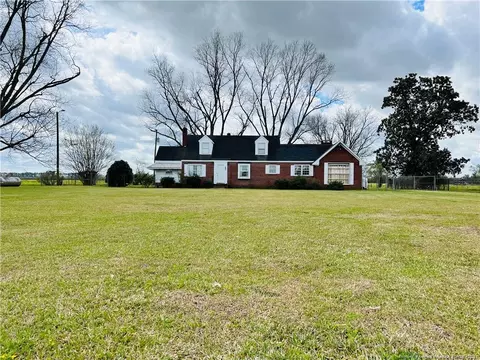 5049 Us Highway 301, Rowland, NC 28383
