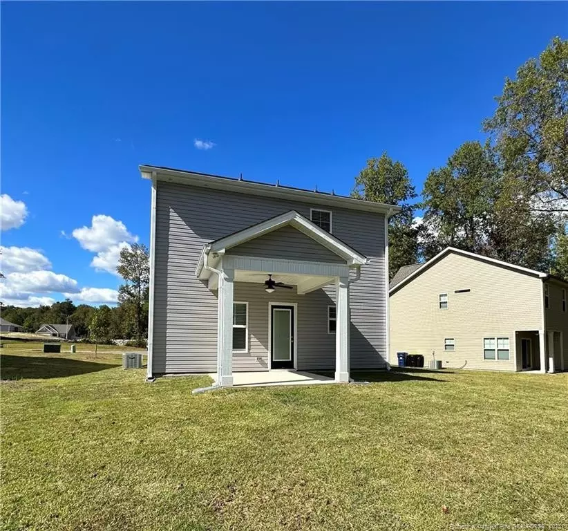  105 Toppin Ct, Sanford, NC 27332 photo 2