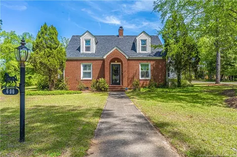 600 Rollins Ave, Hamlet, NC 28345 photo 1