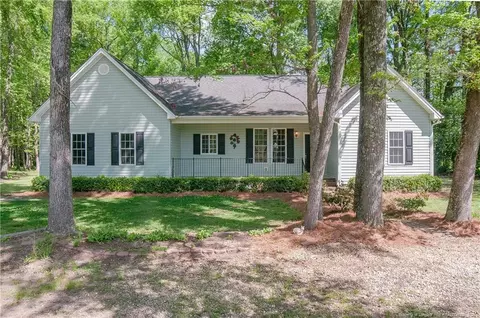 319 Don Ron, Erwin, NC 28339