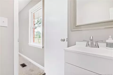 305 W B St, Erwin, NC 28339 photo 13