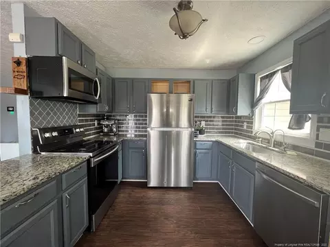 108 Eillen Dr, Spring Lake, NC 28390 photo 5