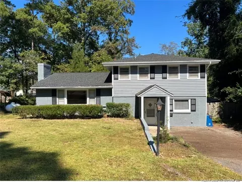 1820 Mcgougan Rd, Fayetteville, NC 28303