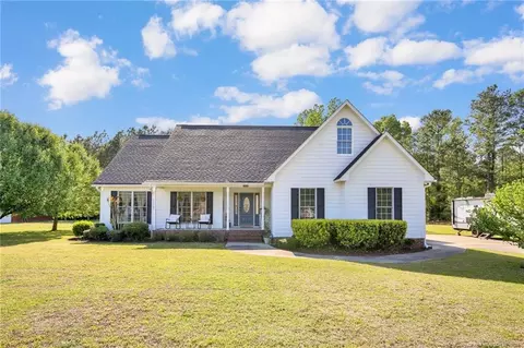 1306 Scuppernong Dr, Eastover, NC 28312