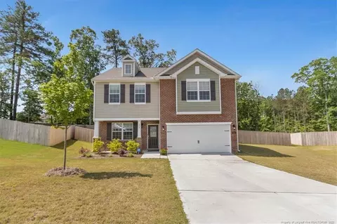 537 Little Rock Ct, Carthage, NC 28327