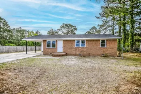 690 Ballance Farm Rd, Saint Pauls, NC 28384